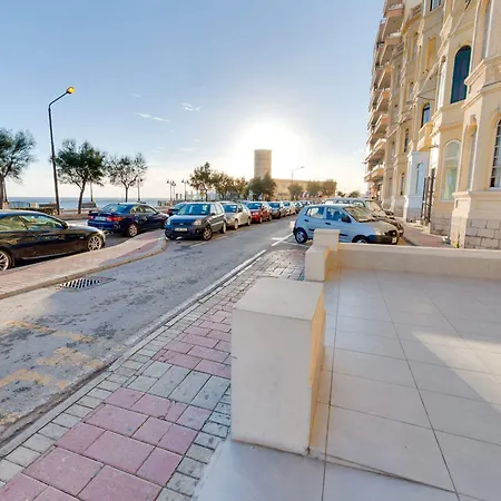 Europa 2* Sliema